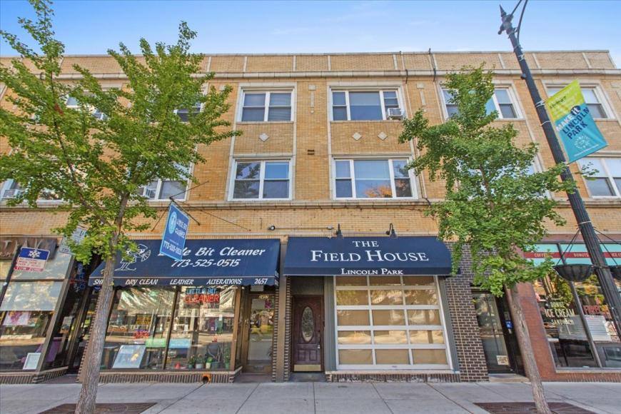 Apartment for rent at 2453 N Clark #2, Chicago, IL 60614