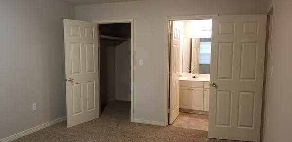 Apartment for rent at The Drake at Oak Grove, 3 Courtland Dr, Hattiesburg, MS 39402
