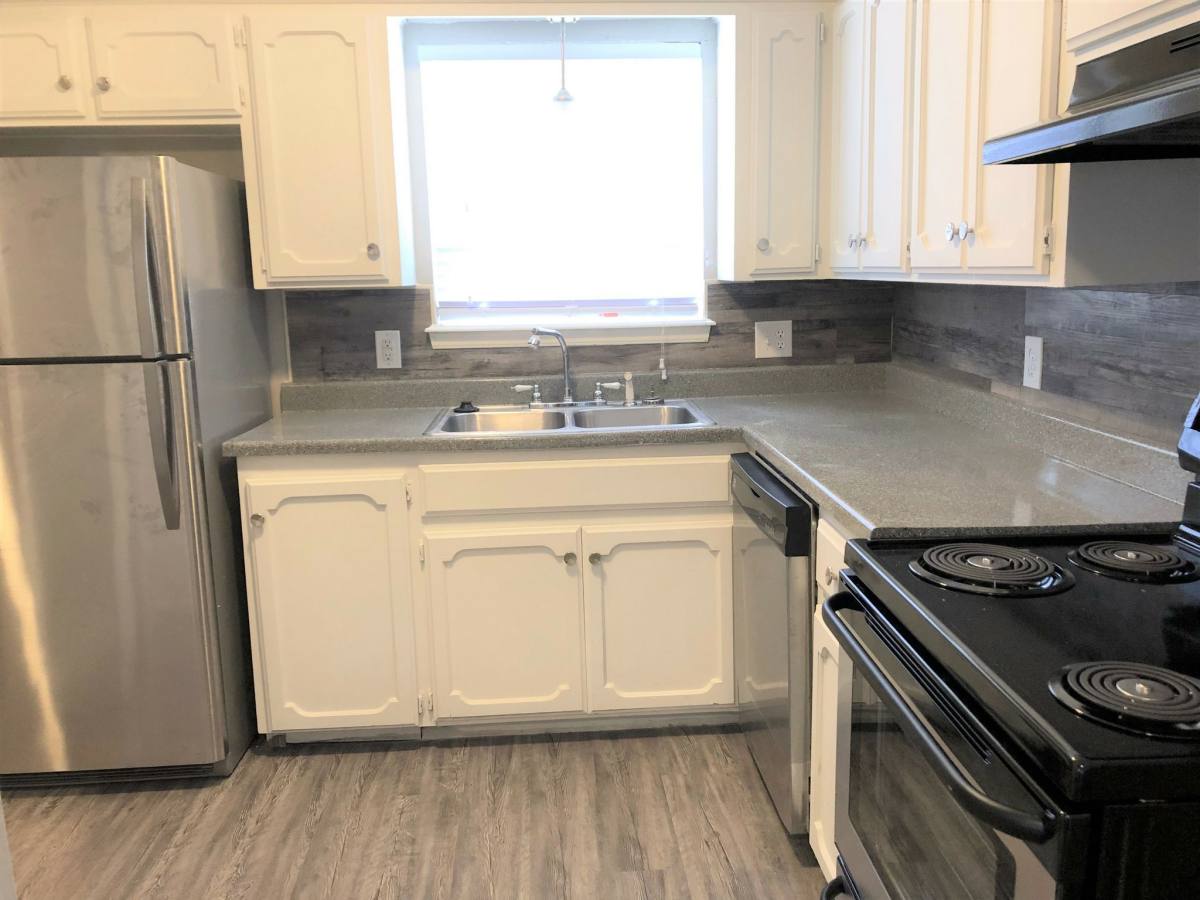 Apartment for rent at Rock Canyon, 301 Hal Muldrow Dr, Norman, OK 73069