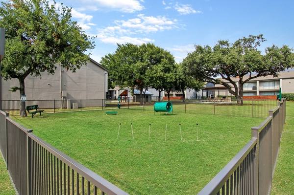 Apartment for rent at 3800 on Portland, 3826 Portland St, Irving, TX 75038