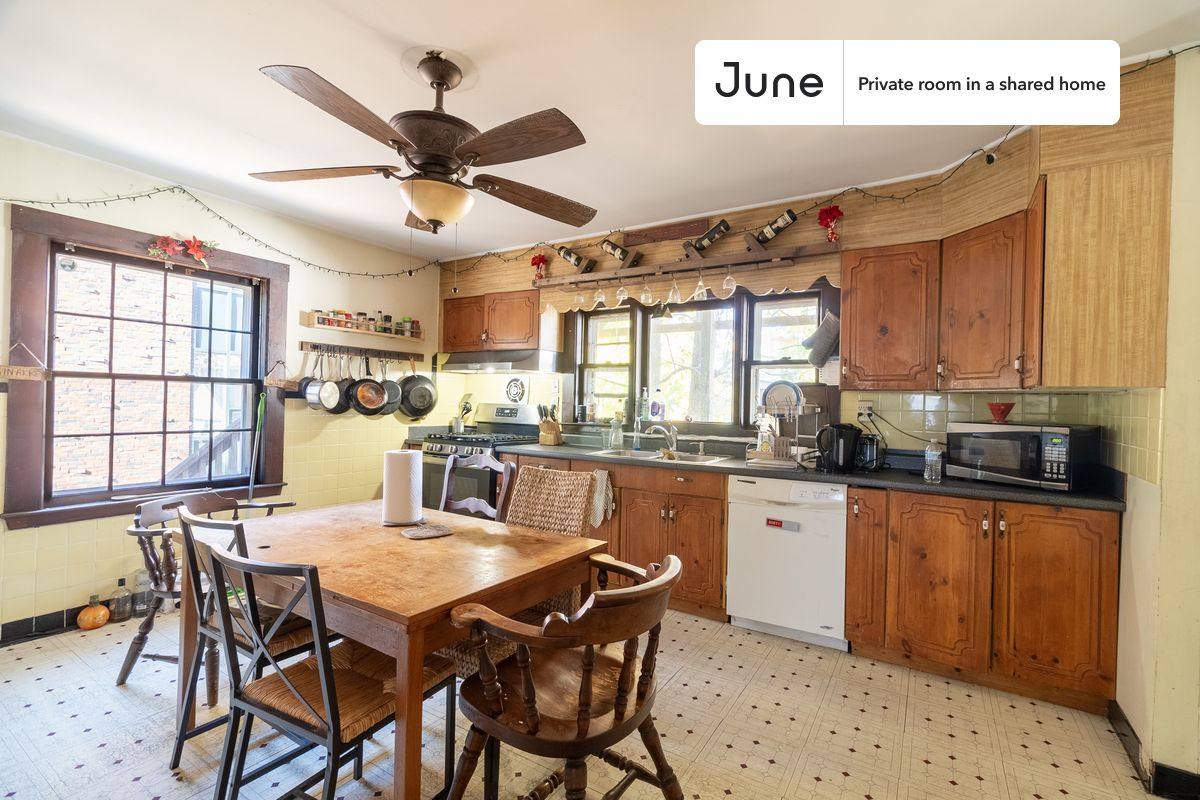 Apartment for rent at 292 Lincoln St, Allston, MA 02134