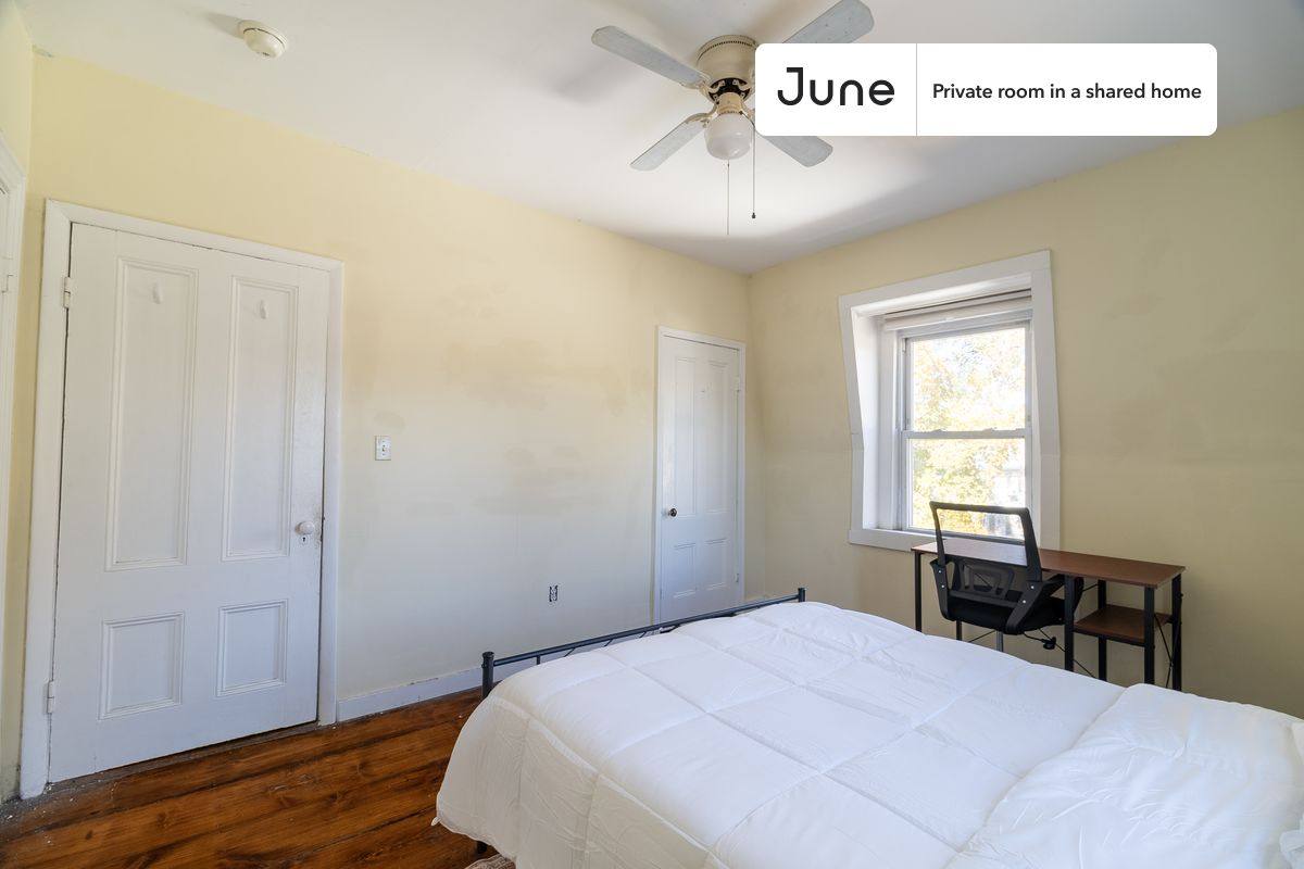 Apartment for rent at 292 Lincoln St, Allston, MA 02134