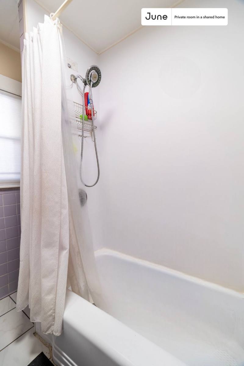 Apartment for rent at 292 Lincoln St, Allston, MA 02134