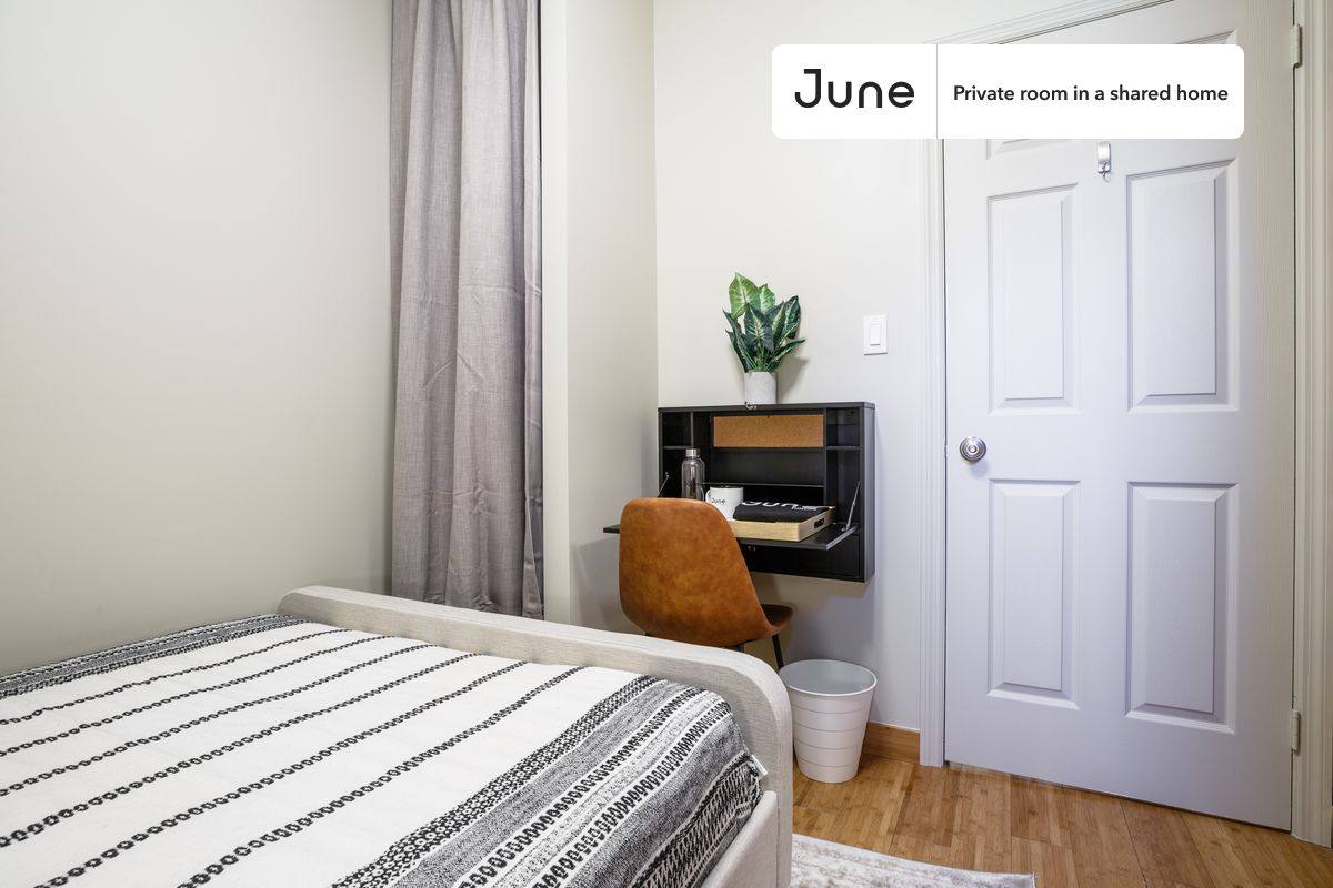 Apartment for rent at 439 W 48th St, New York, NY 10036