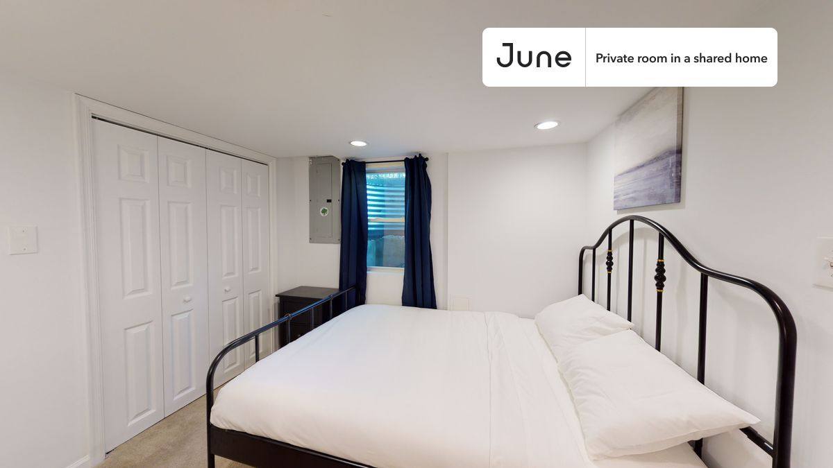 Apartment for rent at 1242 11th St NW #BE, Washington, DC 20001