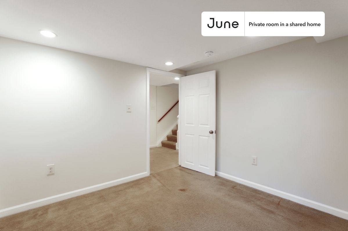 Apartment for rent at 1242 11th St NW #BE, Washington, DC 20001