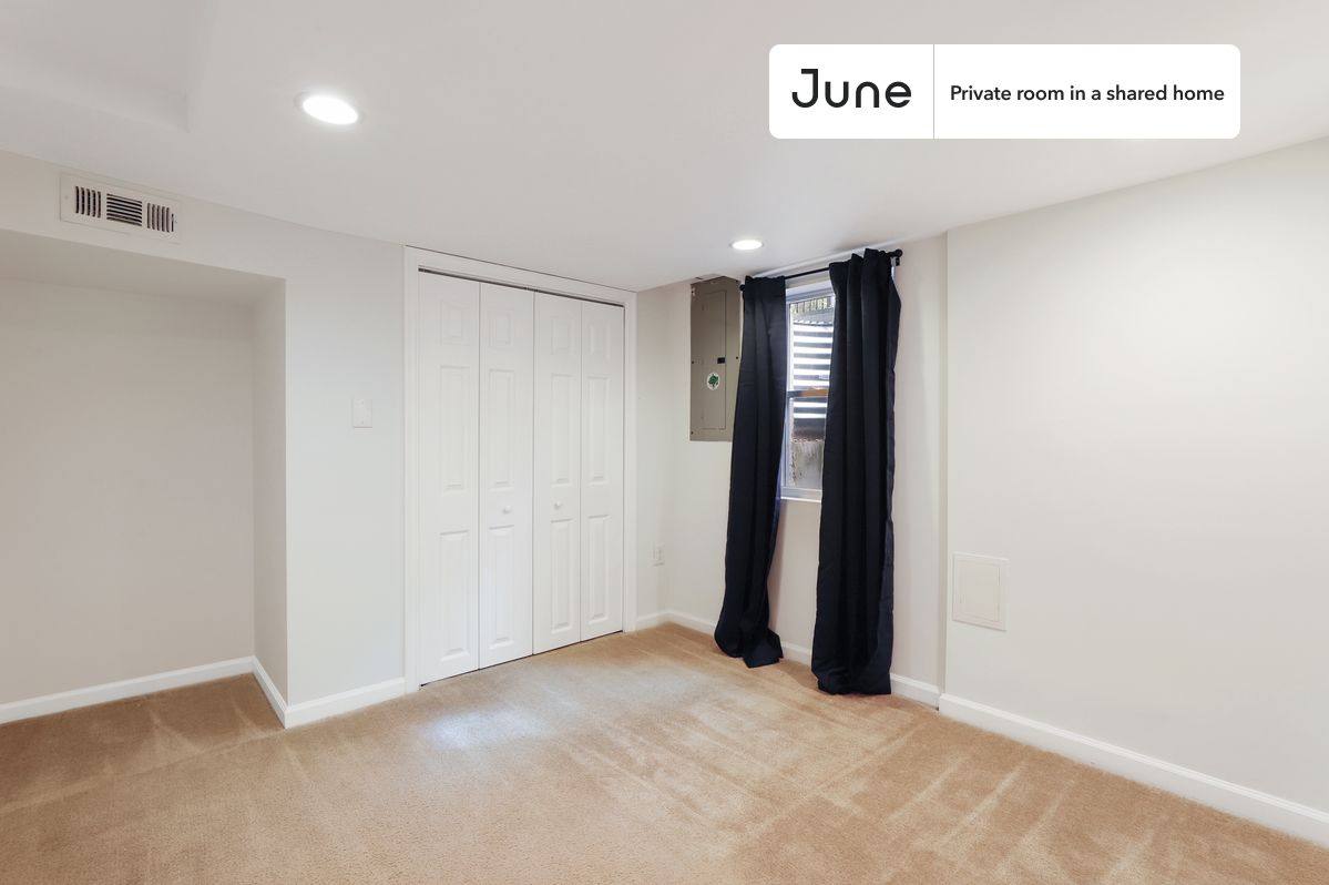 Apartment for rent at 1242 11th St NW #BE, Washington, DC 20001