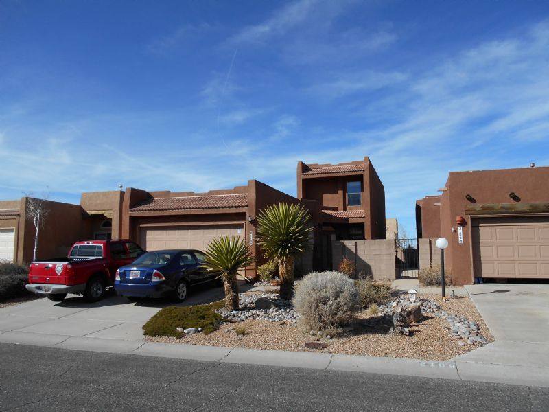 House for rent at 2110 NE Navajo Willow Dr, Albuquerque, NM 87122