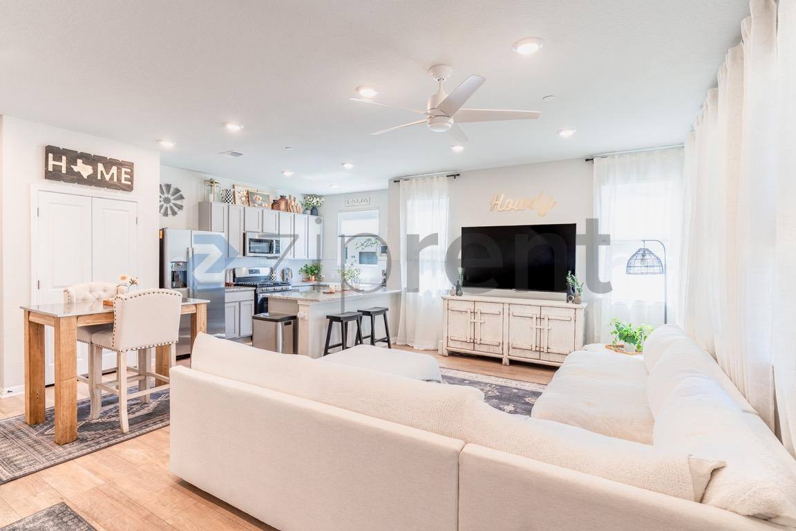 Townhouse for rent at 9015 Cattle Baron Path #1801, Austin, TX 78747