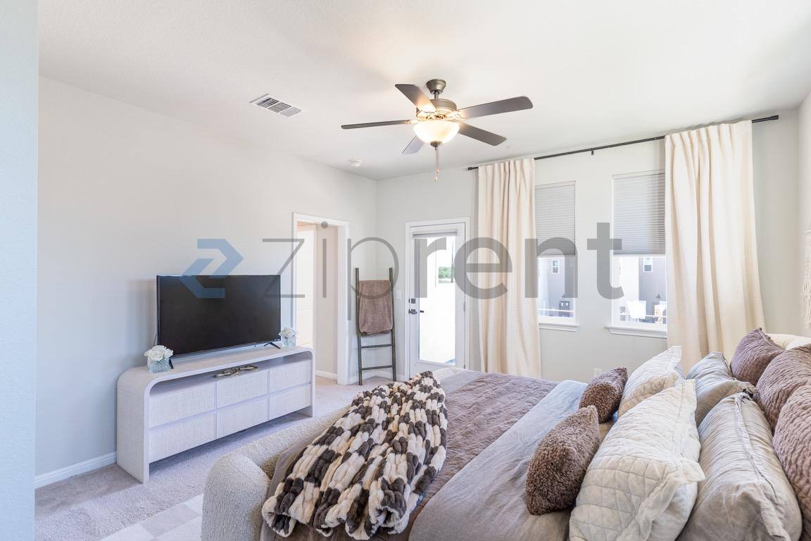 Townhouse for rent at 9015 Cattle Baron Path #1801, Austin, TX 78747