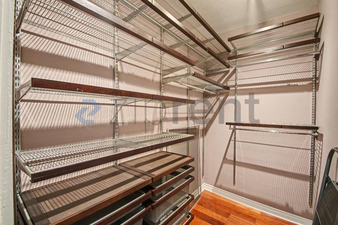 Apartment for rent at 2121 James M Wood Blvd #120, Los Angeles, CA 90006