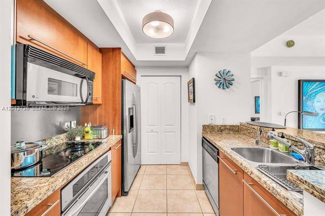 Apartment for rent at 110 Washington Ave #2310, Miami Beach, FL 33139