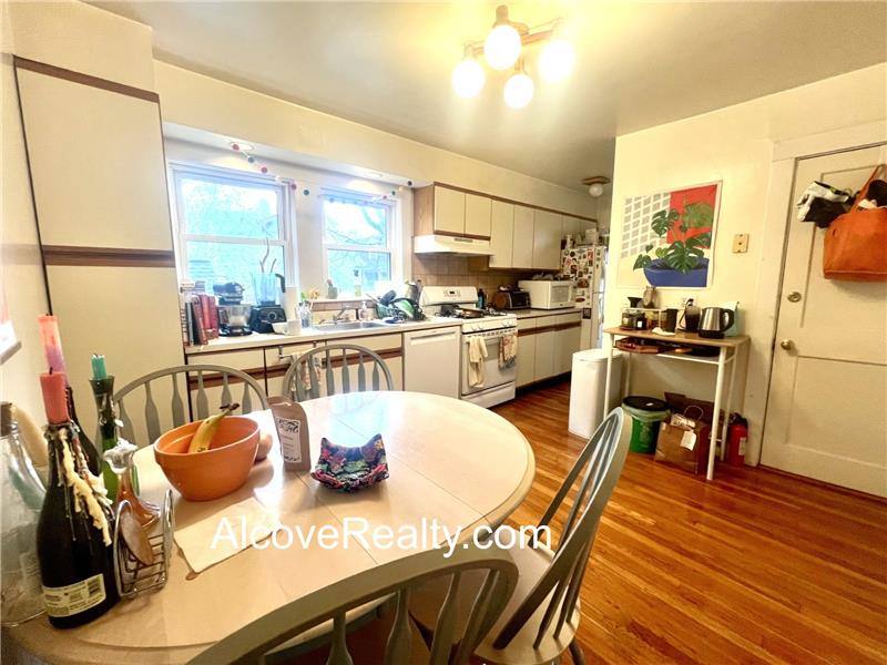Apartment for rent at 21 Sartwell Ave #2, Somerville, MA 02143