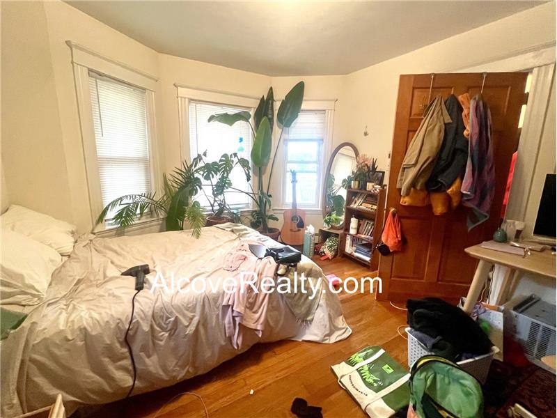 Apartment for rent at 21 Sartwell Ave #2, Somerville, MA 02143