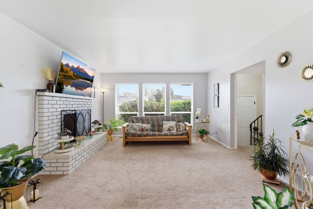 House for rent at 1545 W 1750 N, Layton, UT 84041