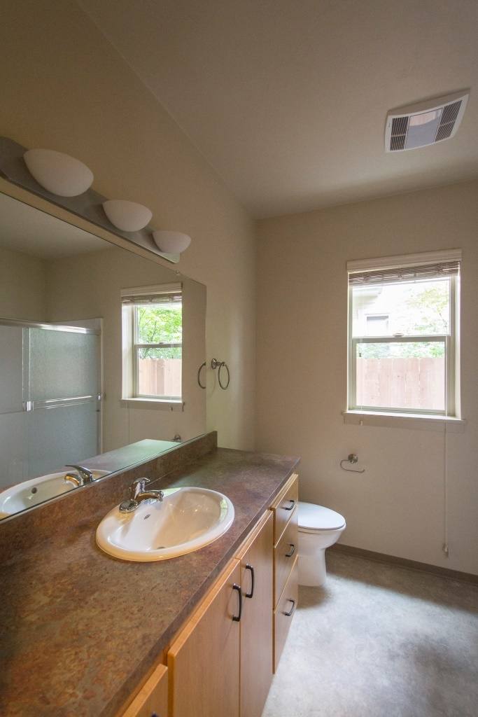 Apartment for rent at 1212 Patterson St, Eugene, OR 97401