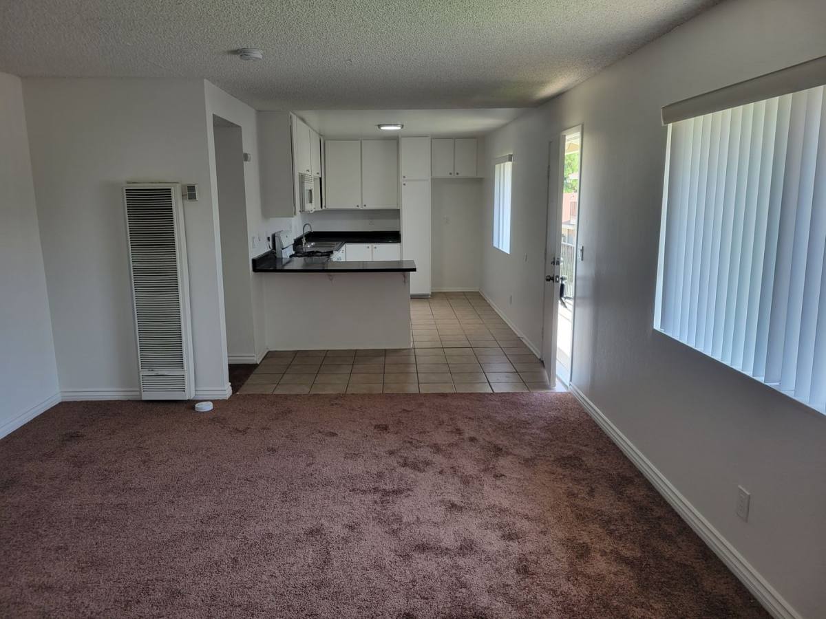 Apartment for rent at 7662 9th St, Buena Park, CA 90621