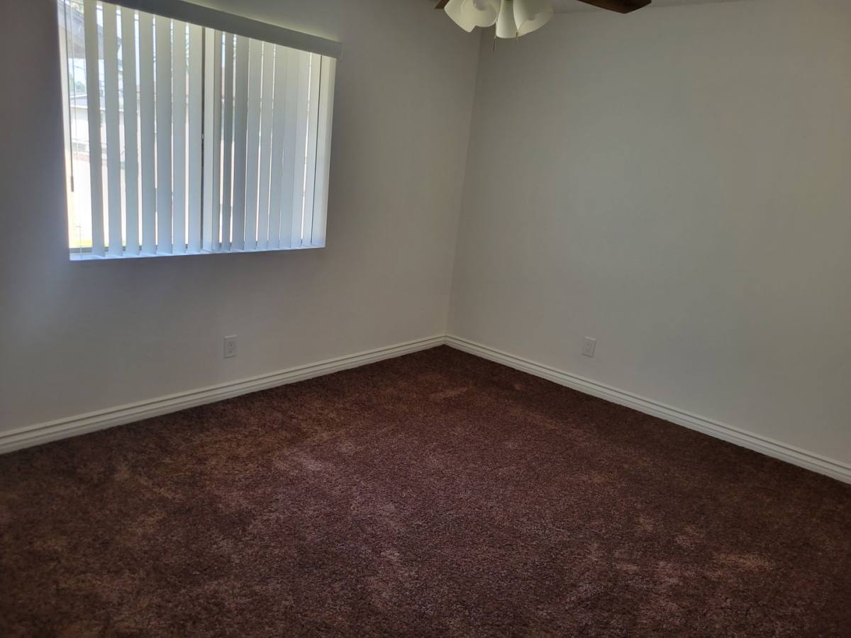 Apartment for rent at 7662 9th St, Buena Park, CA 90621