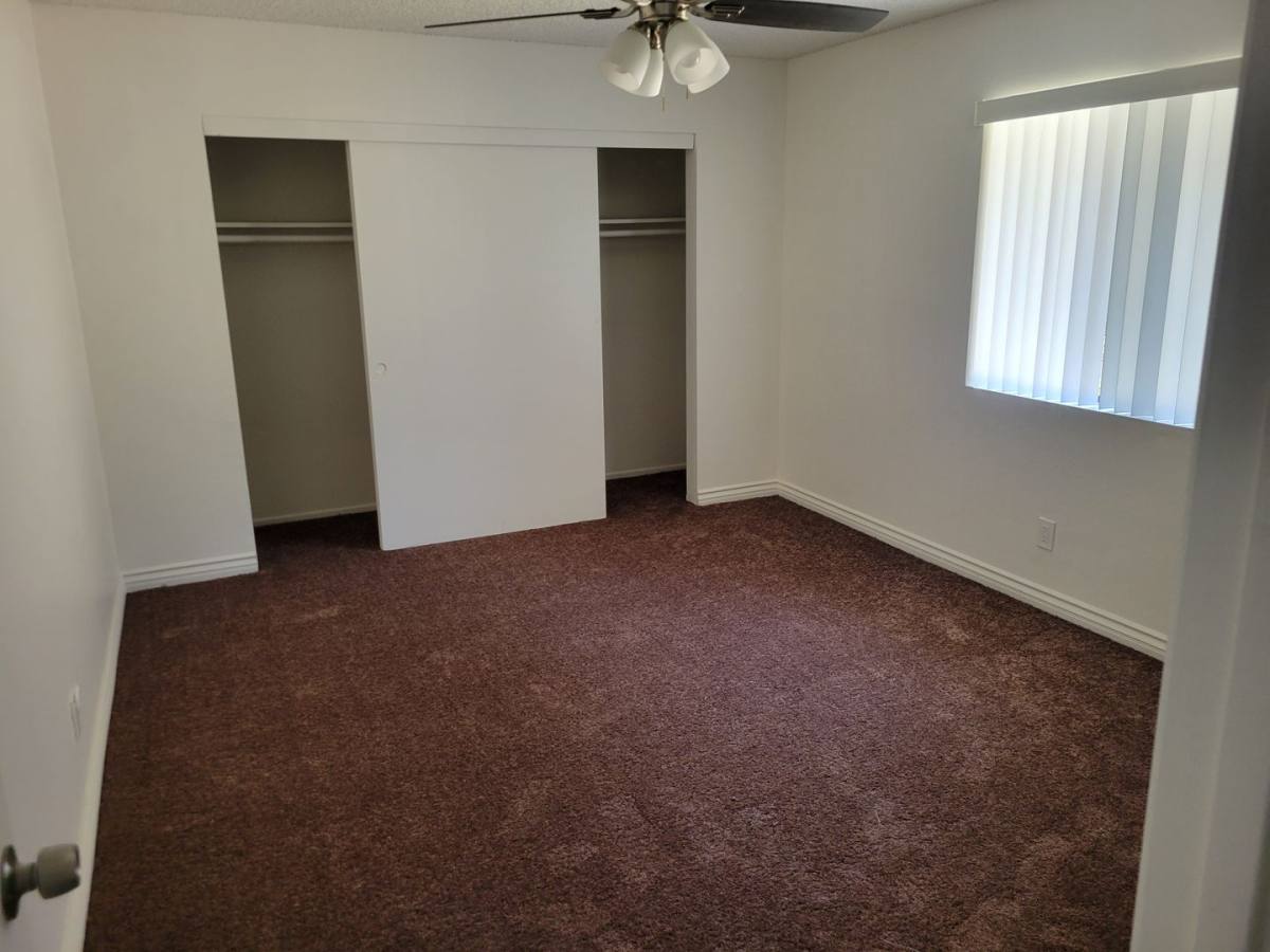 Apartment for rent at 7662 9th St, Buena Park, CA 90621