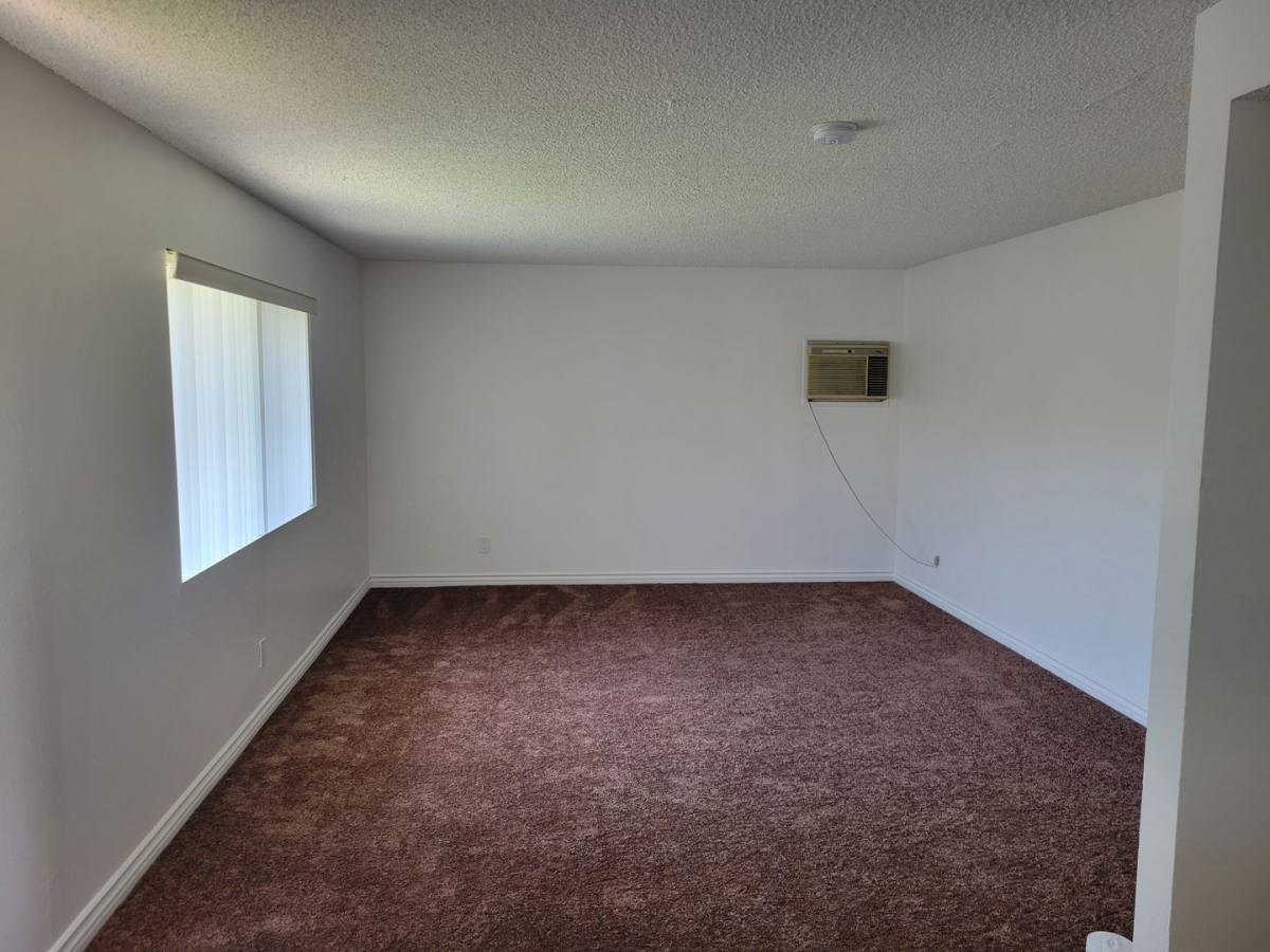 Apartment for rent at 7662 9th St, Buena Park, CA 90621