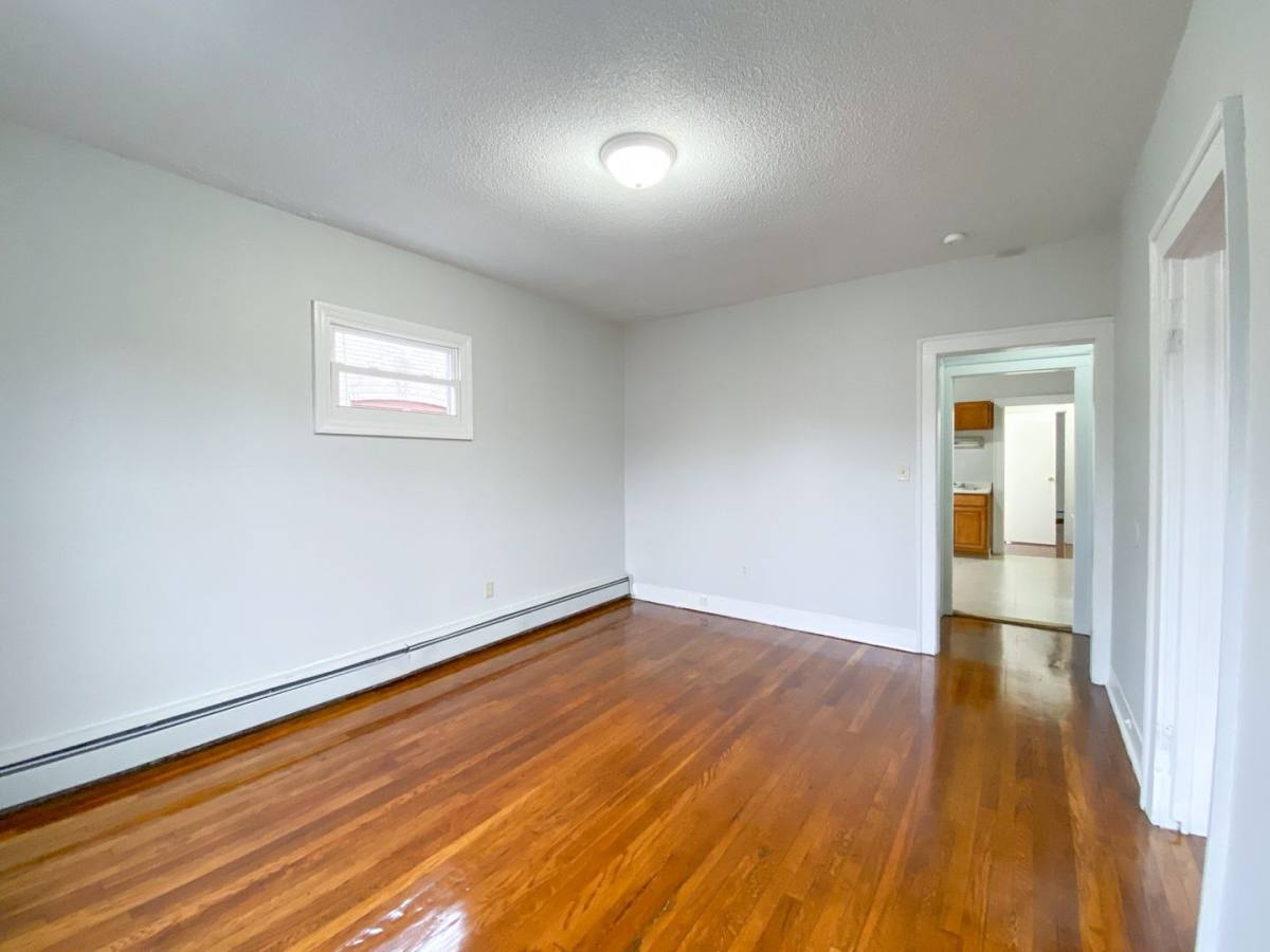 Apartment for rent at 450 Barbour St, Hartford, CT 06120