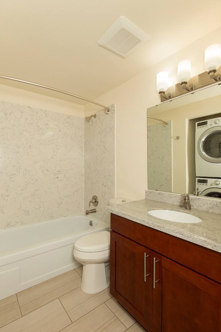 Apartment for rent at 8524 Phinney Ave N, Seattle, WA 98103
