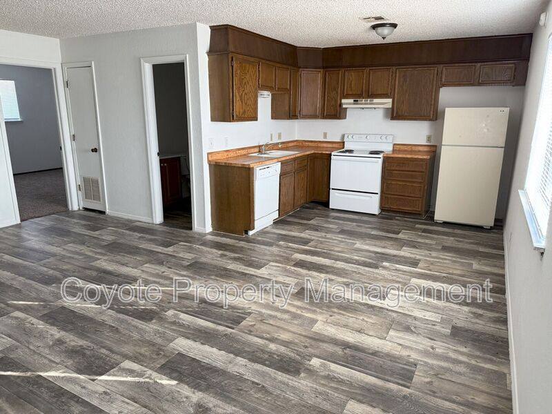 Apartment for rent at 107 E Kaw Ave, Cleveland, OK 74020
