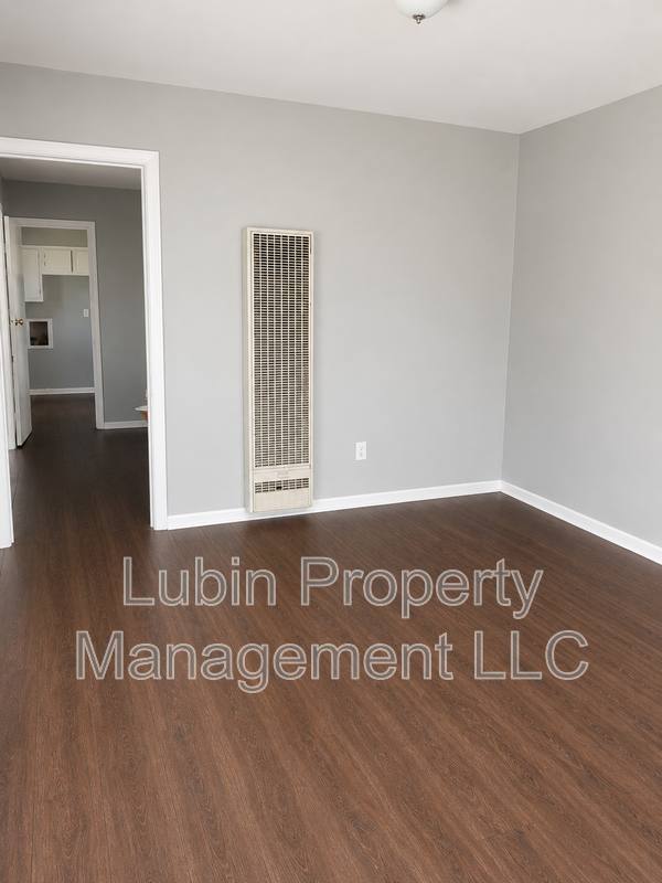 Apartment for rent at 1437 Springdale St, Memphis, TN 38108