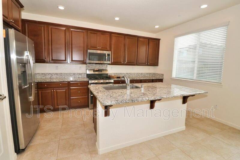 House for rent at 5122 Mossy Stone Way, Rancho Cordova, CA 95742