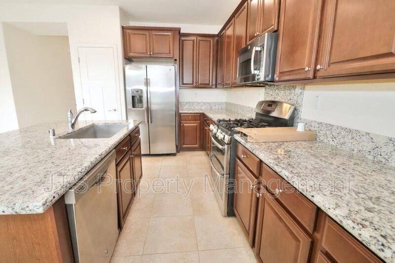 House for rent at 5122 Mossy Stone Way, Rancho Cordova, CA 95742