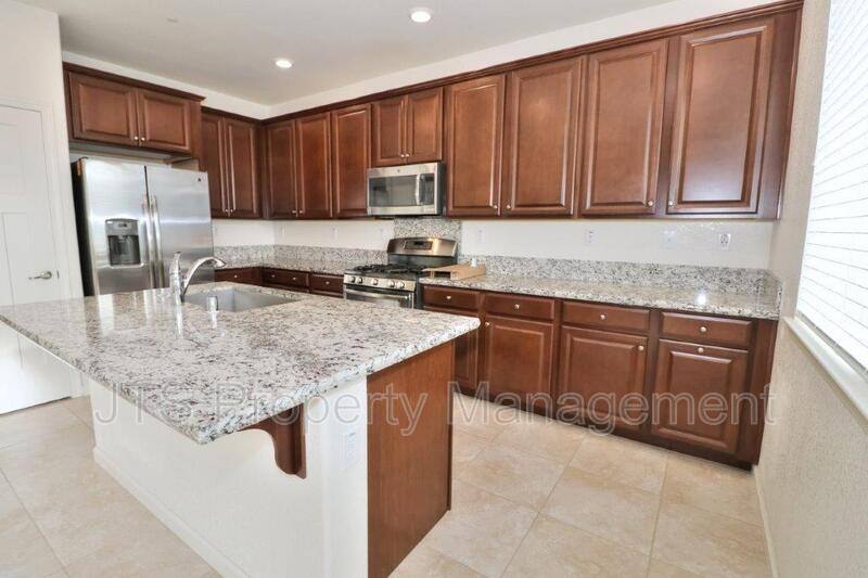 House for rent at 5122 Mossy Stone Way, Rancho Cordova, CA 95742