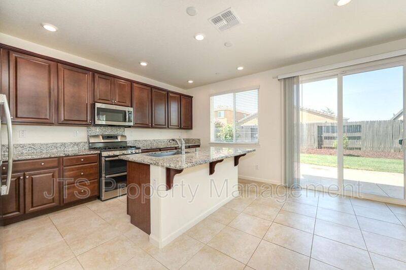 House for rent at 5122 Mossy Stone Way, Rancho Cordova, CA 95742