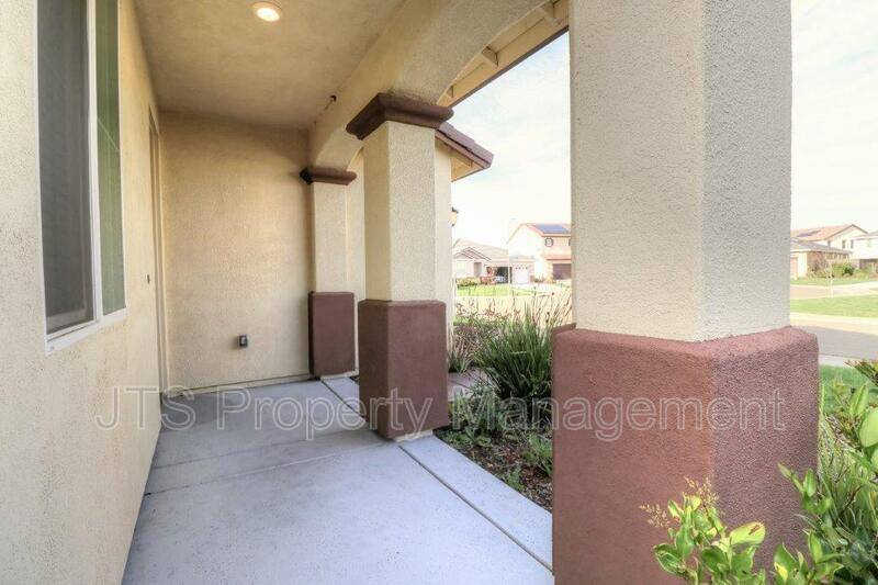 House for rent at 5122 Mossy Stone Way, Rancho Cordova, CA 95742