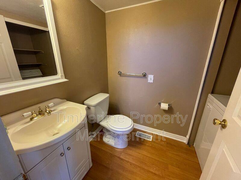 Townhouse for rent at 8089 Lexington Park Dr, Colorado Springs, CO 80920