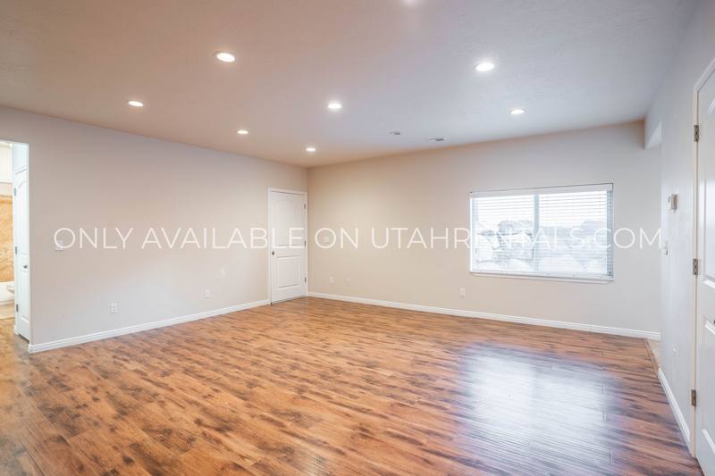 Apartment for rent at 698 E 1600 S #B, Orem, UT 84097