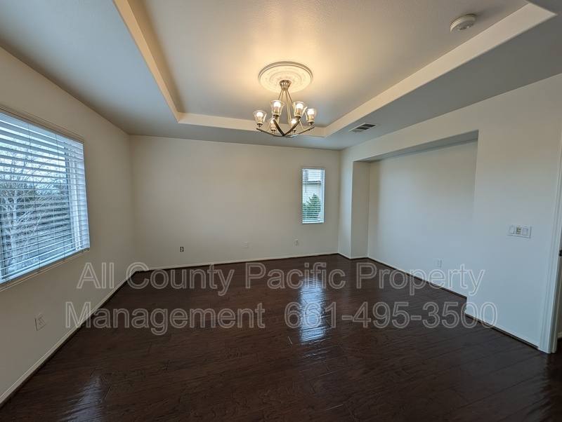 House for rent at 28933 Mirada Circulo, Valencia, CA 91354