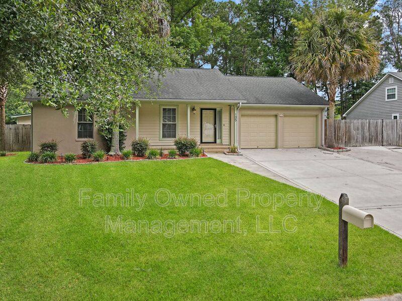 House for rent at 105 Pryor Lane, Summerville, SC 29485