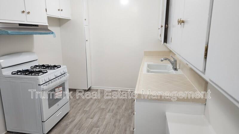 Apartment for rent at 323 N Howard St #6, Glendale, CA 91206