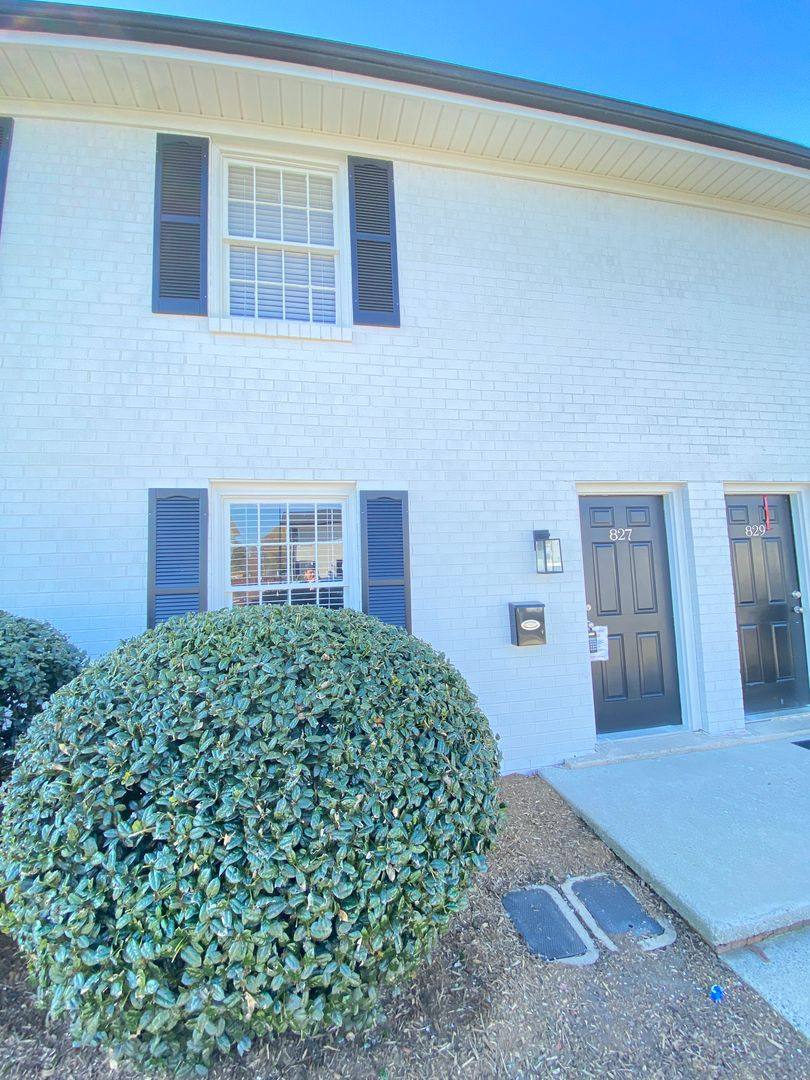 Apartment for rent at 1300 Oakwood Ave, Kannapolis, NC 28081