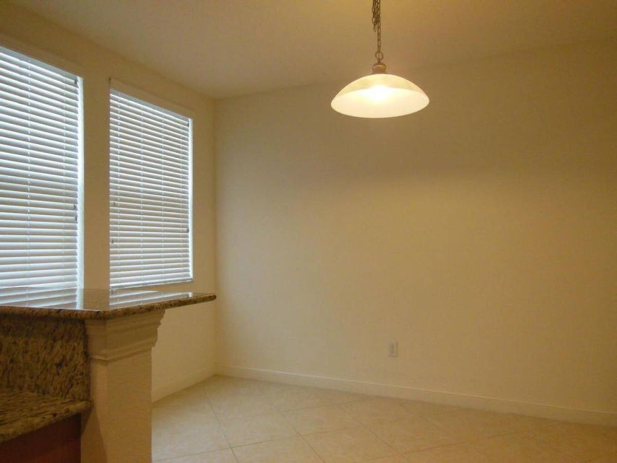 Townhouse for rent at 590 Amador Lane #4, West Palm Beach, FL 33401