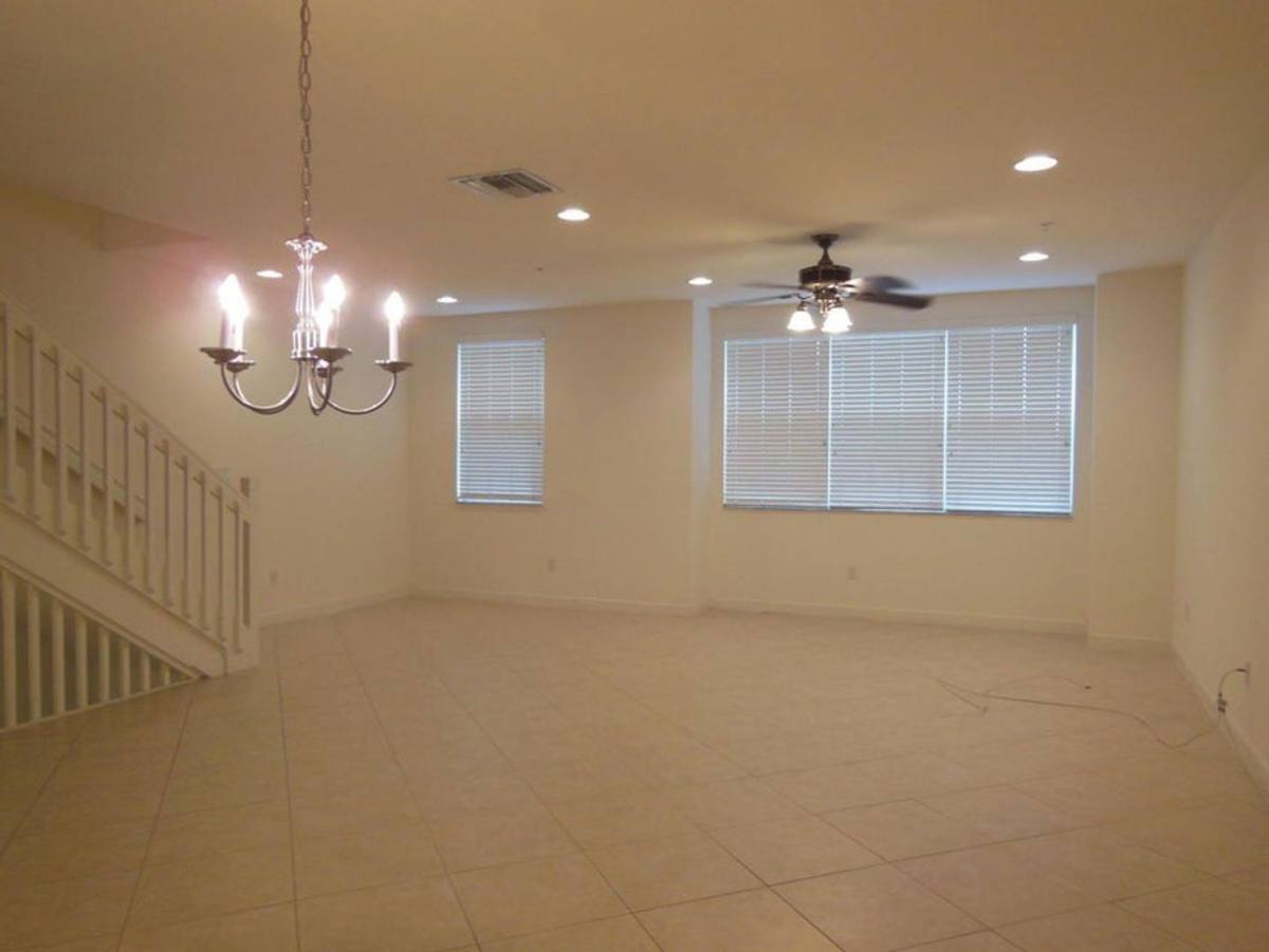 Townhouse for rent at 590 Amador Lane #4, West Palm Beach, FL 33401