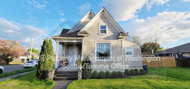 Apartment for rent at 602 5th Ave NW #A, Puyallup, WA 98371