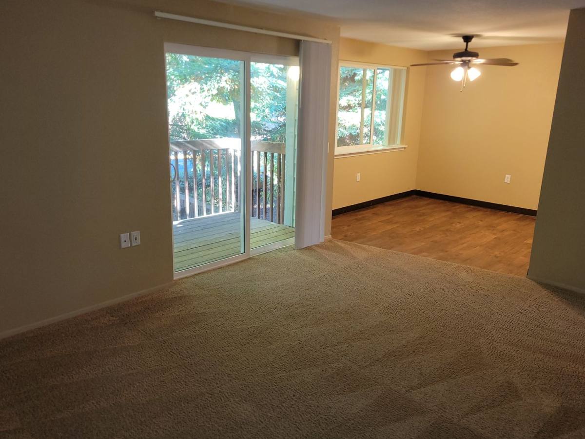 Apartment for rent at 435 Vista Ave SE, Salem, OR 97302