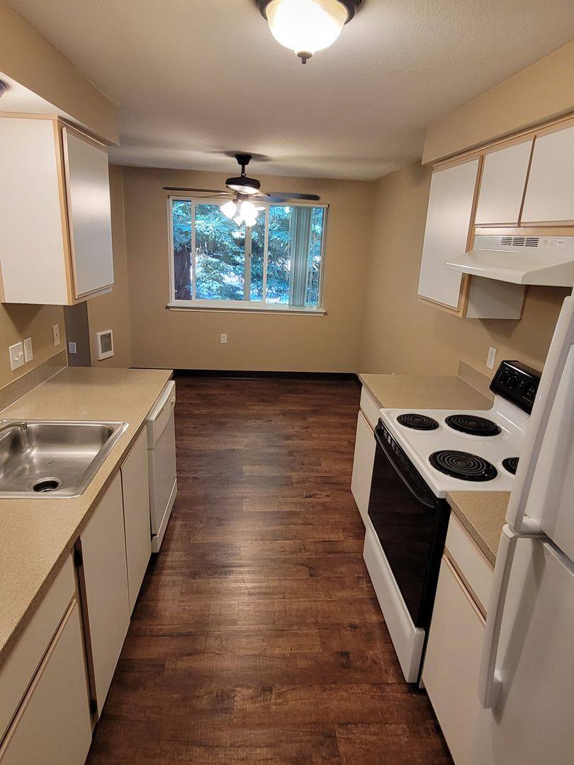 Apartment for rent at 435 Vista Ave SE, Salem, OR 97302