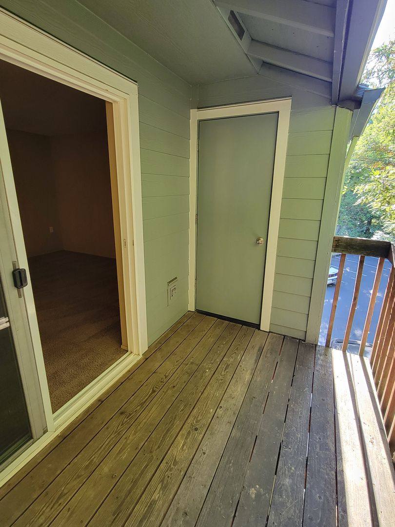 Apartment for rent at 435 Vista Ave SE, Salem, OR 97302
