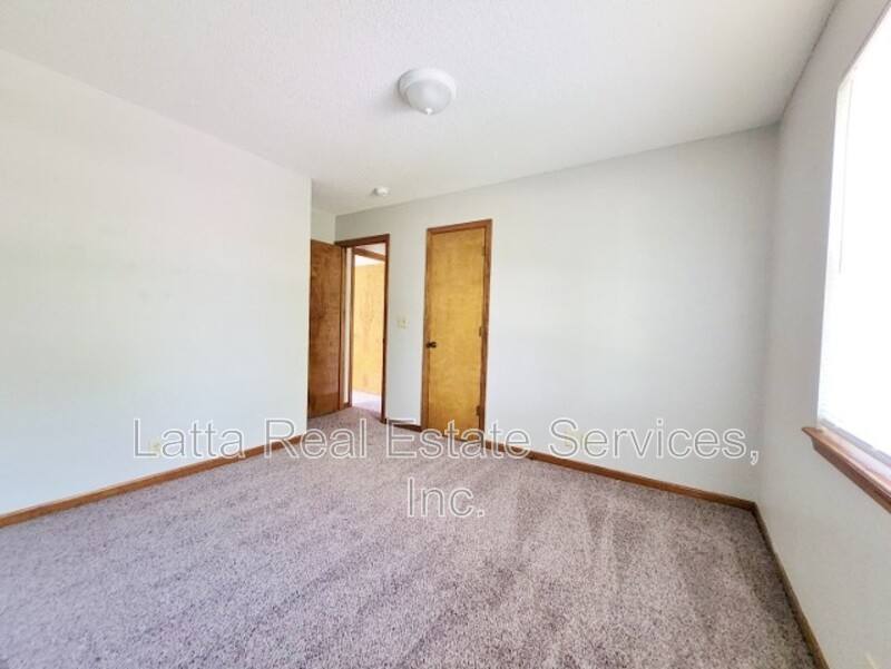 House for rent at 15506 Ann Ave, Belton, MO 64012