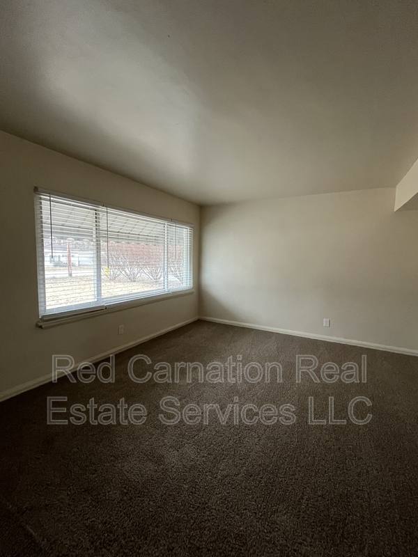 House for rent at 1434 Antoinette Ave, Cincinnati, OH 45230
