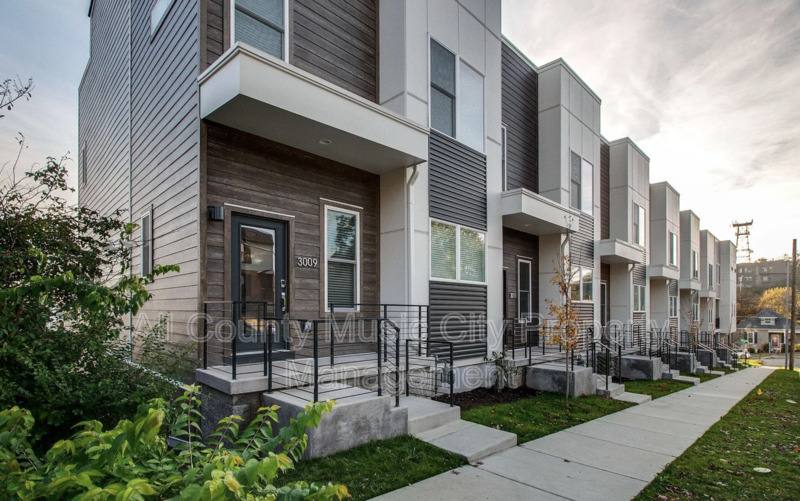 Townhouse for rent at 3009 Delaware Ave, Nashville, TN 37209