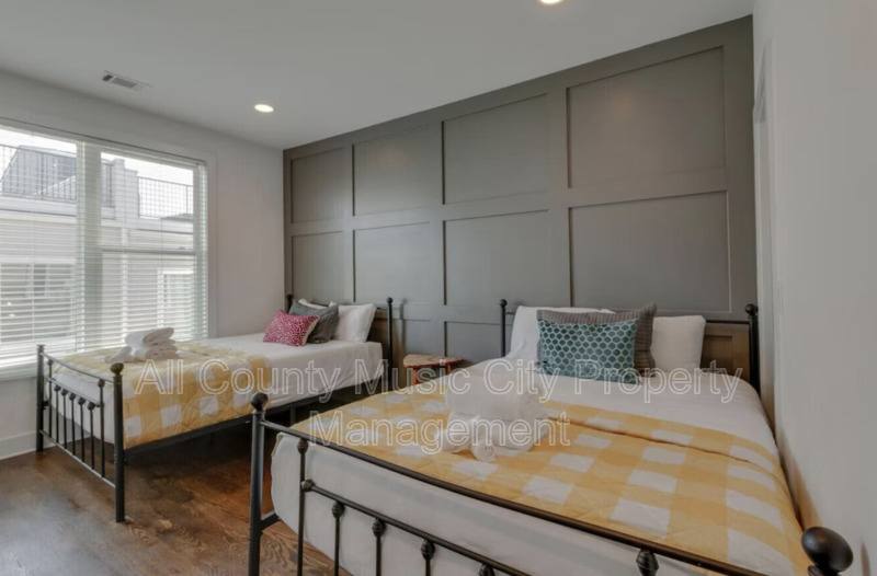 Townhouse for rent at 3009 Delaware Ave, Nashville, TN 37209