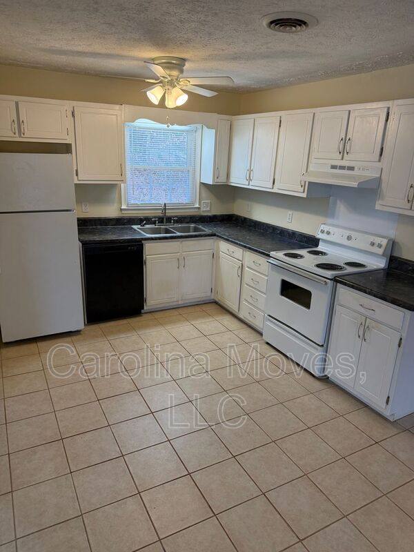 House for rent at 11 Cooperfield Ave, Piedmont, SC 29673